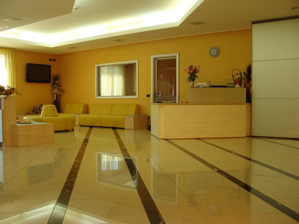 Groane Hotel Residence Cesano Maderno Eksteriør bilde