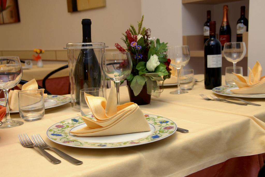Groane Hotel Residence Cesano Maderno Eksteriør bilde