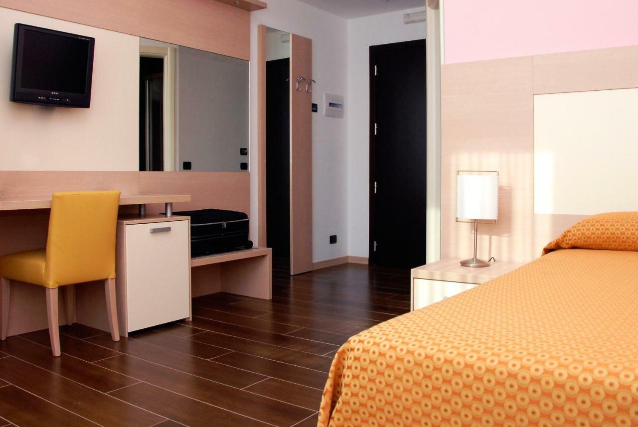 Groane Hotel Residence Cesano Maderno Eksteriør bilde
