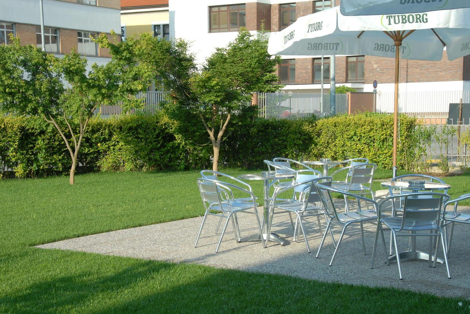 Groane Hotel Residence Cesano Maderno Eksteriør bilde